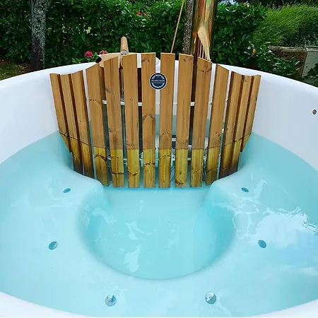 Les Constancies Luxury 24-34 Pers Valades