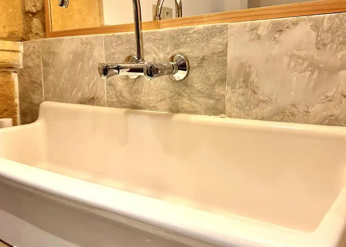 Les Constancies Luxury 24-34 Pers *