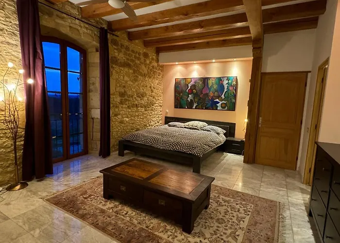 Les Constancies Luxury 24-34 Pers *